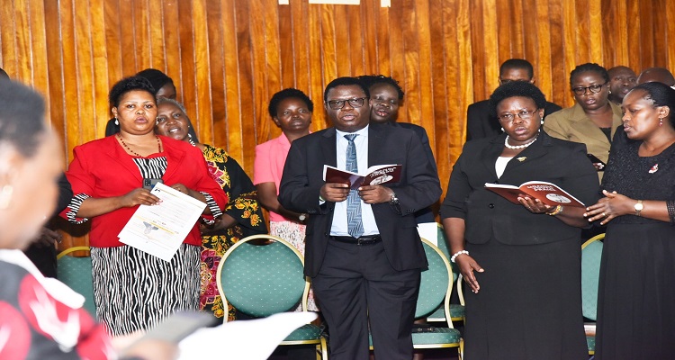 Hon. Mao (C) during the service at the Parliament Building